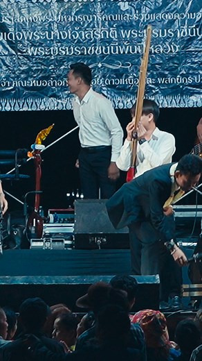 185K views · 7.1K reactions | 5555 มาส่างว่า #หมอลำ #คลิปตลก #หมอแคนสมรักษ์ #อภินันท์น้อยดาวเหนือ #หมอแคนโจอี้น้อยซอยจุ๊ #อ้อมสุนิศาเสียงเรไร #สอยๆ | พันธกาฬ สีหาราช | Facebook