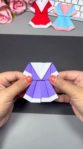 paper crafts creator on Instagram: "Origami Skirt Tutorial: Easy Steps for Beginners #origami #origamiskirt #paperfolding #diycrafts #papercrafts #handmade #origamitutorial #crafttime #creativeprojects #funwithorigami"