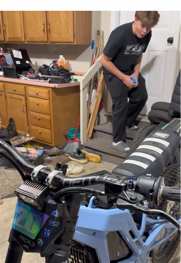 Big bro tweekin #ebike #clean #surron #fyp #viral @60v Ethan @Sawyer.Ub