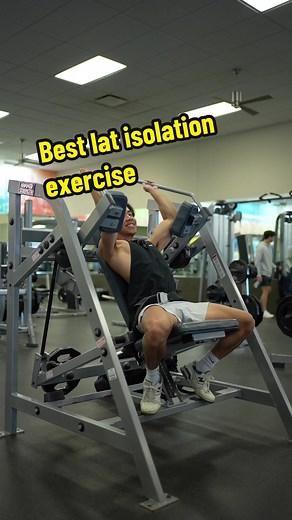 Hammer Strength Machine Pullover for Lat Isolation Exercises