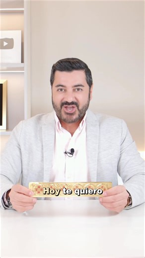 ✨La Placa de las 6 Monedas Doradas es un poderoso activador de riqueza que equilibra la energía ayudando a proteger tu economía y fortalecer tu prosperidad. 🔮 Ubicada estratégicamente maximiza su efecto permitiendo que la energía del dinero fluya con armonía. ¿Ya tienes la tuya? Visita mi tienda: www.vidaenfengshui.com y lleva el poder del #FengShui en tu vida. 🌟 👁 Para más contenido, entra en mi canal de YouTube: AlfonsoleonTV. ¡No olvides suscribirte y activar la campanita! 🔔 #AlfonsoLeón 