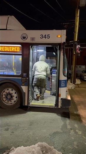 AGAIN Chris doesn’t pay for MTA bus 🚍 #funny #newyork #mta #nyc