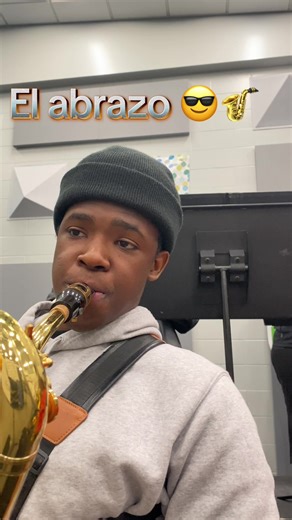 Love me some good low notes in Bari Song : el abarazo #saxophone #jazz #livemusic #band #viral