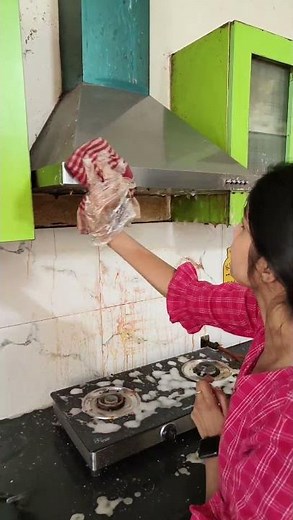 Happi Planet all purpose Kitchen Cleaner Non-Toxic Foaming Spray for appliances, Counters & Cooktops