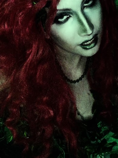 Exploring Riddler Edits with Devo and Talking Heads