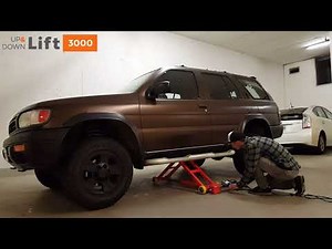 UP&Down3000 lifts car in 30 sec!