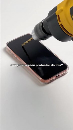 The Best Screen Protector for iPhone 17 Pro #asmr #ezfit #spigen