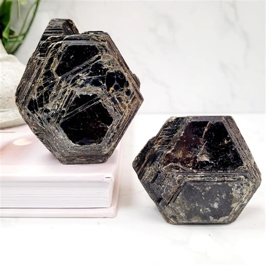 Phlogopite Mica Crystal Specimens • Natural Mineral Formation • Ethically Sourced - Etsy