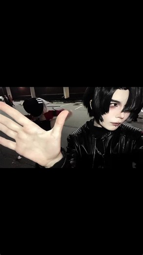 Ivan Till Cosplay from Alien Stage | lu4.ru