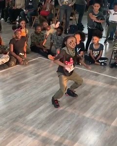 A tout juste 8 ans, Lykaking est une danseuse qui en veut. Elle a déjà tout d'une grande et autant dire qu'a chacune de ses vidéos elle surprend le public. | TRACE Afrique