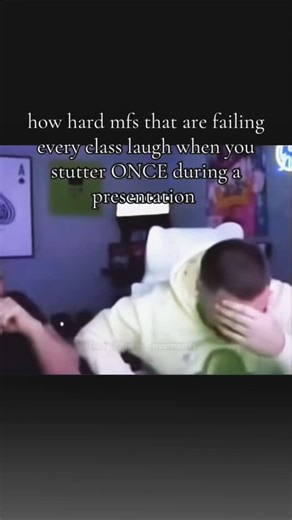 meme on Instagram: "中国正在研发一种压电地板技术，能够将人们日常行走时产生的压力转化为电能。当地板受到脚步踩踏时，内部压电材料会发生微小形变并释放电荷，虽然单步发电量有限，但在商场、地铁站、机场和大型活动场所等人流密集区域，能量可不断累积，为照明、显示屏和监控设备提供稳定电力。这项技术减少了对传统能源的依赖，也让“走路”成为可持续能源的一部分，为绿色和智慧城市建设带来新思路。#中国 #科技 #创新 #科普 #绿色能源"