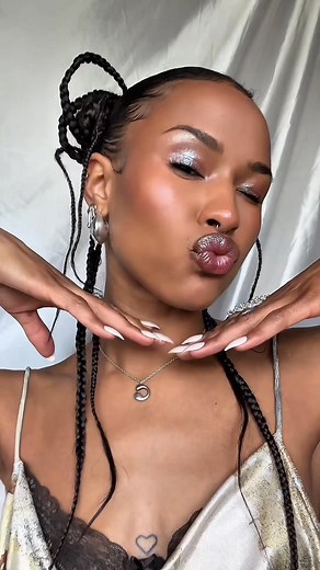 one shade, endless possibilities 🪞our fembot capsule collection has officially landed on rembeauty.com all 4 enchanting new formats of your favorite shade: ✩ new! eclipse glow stick ✩ new! sweet dreams eyeshadow singlet ✩ new! on your collar plumping lip gloss ✩ new! essential drip glossy balm | rem beauty