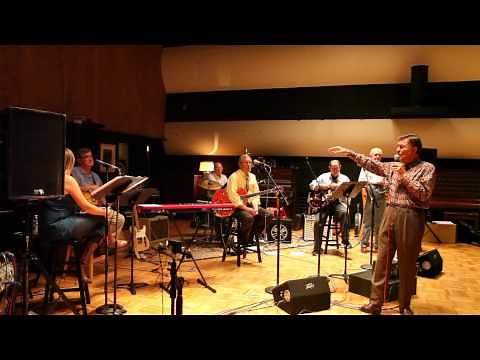 Ray Walker of The Jordanaires Shares an Elvis Story from RCA Studio A