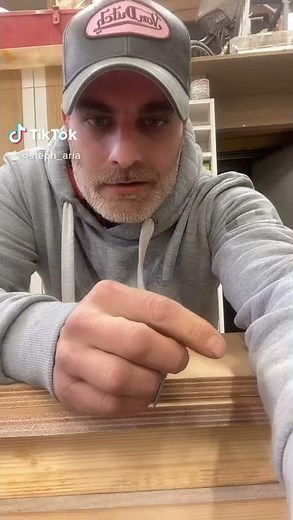 Comment utiliser une vis avec filetage total 😉