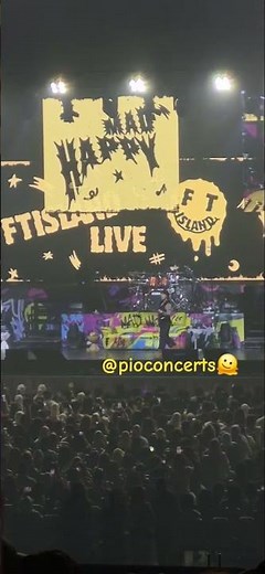 FT ISLAND - MAD HAPPY🫠 live in MALAYSIA 25.11.15 #FT아일랜드 #ftisland #madhappy #concert #kpop
