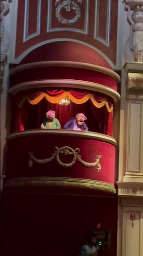 CLASSIC MUPPET HECKLING | laughs in Disney’s Muppets Theater