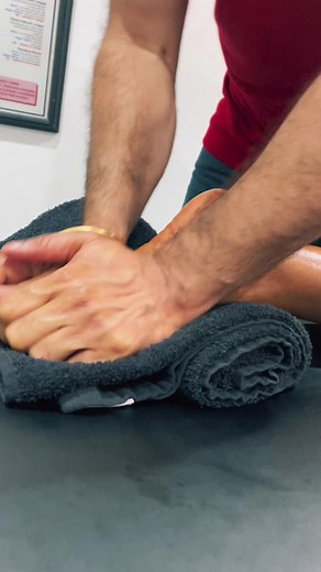 Relaxing Foot Massage Techniques at Lucky Stiles