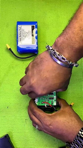 Hover-1 hoverboard battery replacement #battery #diy #repair #hoverboard #hover1 #replacementguide