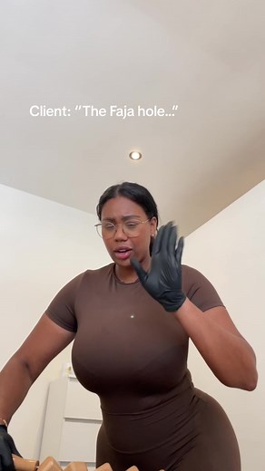 Wearing a Faja can be challenging. But we got you! Follow us on Instagram to learn more ✨ #bodyshapeclinic #massageclinic #bblspecialist #bblspecialist #afterlipo #faja