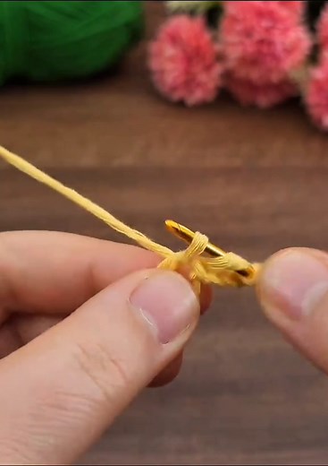 Beautiful Crochet Flower Tutorial for Beginners