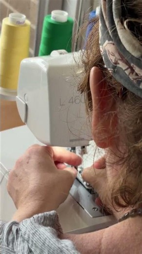 Checking out the Bernina L 460