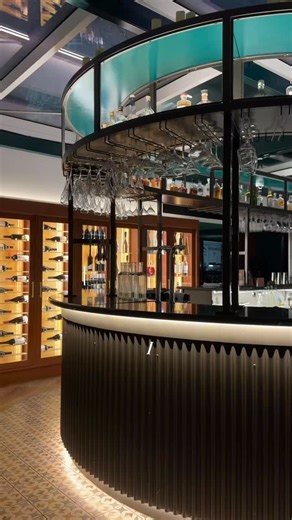 The perfect spa galentines weekend doesn’t have to be overpriced! 🤭 💚 Book your next hotel & spa getaway the Groupon app or Groupon.uk #London #Uk | Groupon