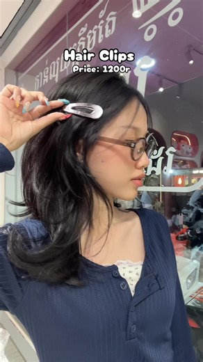 Hair clip 1200r 🌸 3 locations