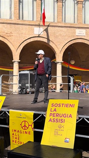 Il discorso del Presidente nazionale ANPI Gianfranco Pagliarulo sul palco di Santa Maria Degli Angeli. Buona Marcia per la Pace a tutte e tutti! Marcia PerugiAssisi #MarciaPerugiaAssisi2025 | Associazione Nazionale Partigiani d'Italia - ANPI