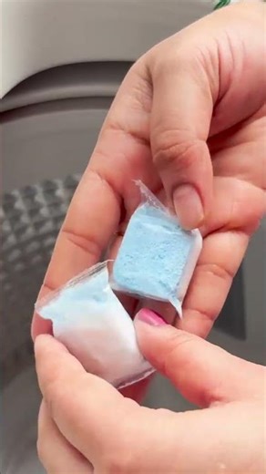 How to clean Samsung washing machine tub properly⁉️#samsung #washingmachine #cleaning #shorts #viral