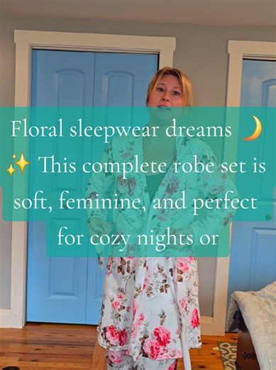 Floral sleepwear dreams 🌙✨ This complete robe set is soft, feminine, and perfect for cozy nights or slow mornings.This women’s floral sleepwear set includes a matching robe for a complete, coordinated look that’s both comfortable and elegant. Designed with a soft, breathable fabric and a beautiful floral pattern, this pajama and robe set is perfect for bedtime, lounging, or relaxed mornings at home. Ideal for women who love cozy comfort with a touch of romance, this floral sleepwear robe set al