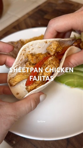 Easy Sheetpan Chicken Fajitas
