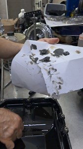 16K views · 435 reactions | Audi Q7, fabricatie 2012. Cu 200.000 km in crestere, transmisie OC8. Cum se face revizie? De ce se strica componentele? Va rog sa retineti urmatorul lucru. Toate cutiile sint bune. Cutiile la Audi sint foarte bune! Nu va mai faceti probleme inutil. De ce se strica? Pentru ca proiectarea lor impune revizii! Samer Zakzak Telefon 0722 620 339 (WhatsUp) #Audi #Q7 #AudiQ7 #OC8 | Reparatii Cutii Automate Timisoara | Facebook