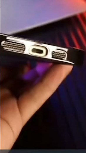 This Carbon Fiber iPhone 16 Plus Case Looks INSANE 😮‍🔥💙