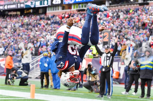 A backflip and a breakthrough: Joe Milton made the most of his 1st NFL game