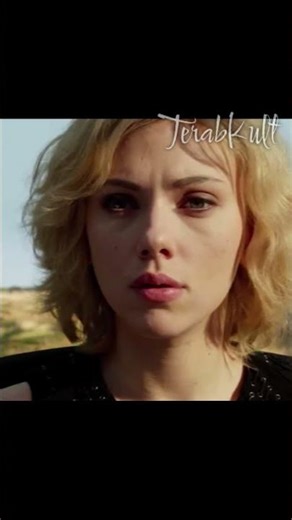 Lucy - Vidéo BONUS sur Lucy, qui rencontre Lucie, lorsqu'elle transcende le temps et l'espace