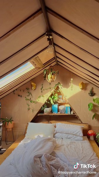 Treehouse Bedroom Reset | Summer Cleaning Tips