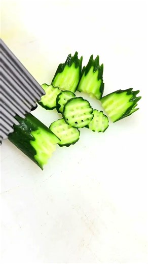 Amazing Cucumber Carving Hacks for BeginnersBeautiful Cucumber Carving Ideas for Food Decoration