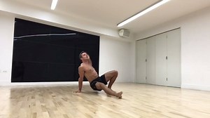 5.6K views · 176 reactions | Here's UK Master Instructor, Richard Scrivener showing some slick transitions. Richard has two Level 1 workshops coming up in London before the end of the year. September 23 -24 December 2-3 Go to www.AnimalFlow.com for more details | Animal Flow | Facebook