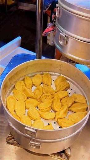 From ₹50 Lakh Job to ₹5 Crore Momos Business — Saket Saurabh