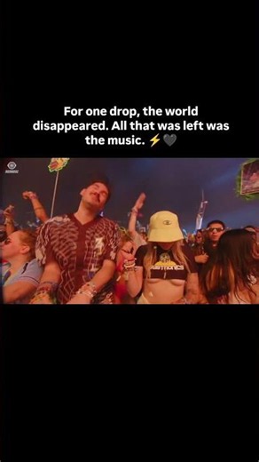Fall Back to Nothing - Subtronics (ft. Saint Monet)