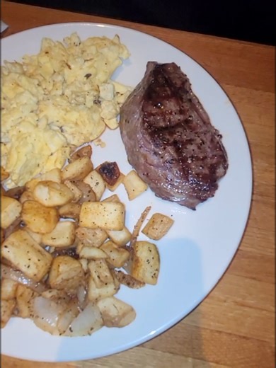 Delicious Breakfast at Applebee’s in NYC