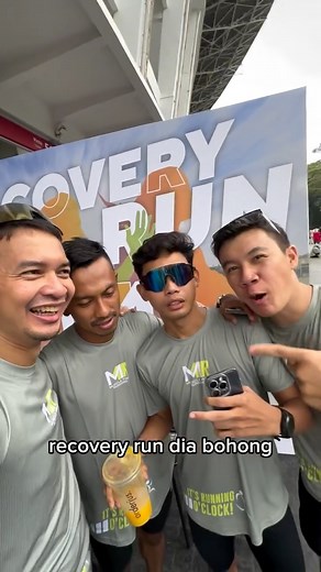 Luthfigo on Instagram: "Kenapa sih HR orang2 bs begitu iya bener recovery run tapi gak segitu bangettt jugaaaaa napaaah 🫣🤣 Paling aneh @rahmad.setiabudii masa 10K kagak keringetan elu manusia bukan siiik? 🤫🤣 Thanks teman2 yang udah ikutan lari bareng tadi di recovery run launching pro bcaa dengan formula dan kemasan sachet yang baru jadi ringkas banget dibawa kemana2 apa lg utk latihan Pro bcaa yg baru ini ada elektrolit nya jg jadi bisa pengganti ion tubuh, dan mudah diserap otot utk recove