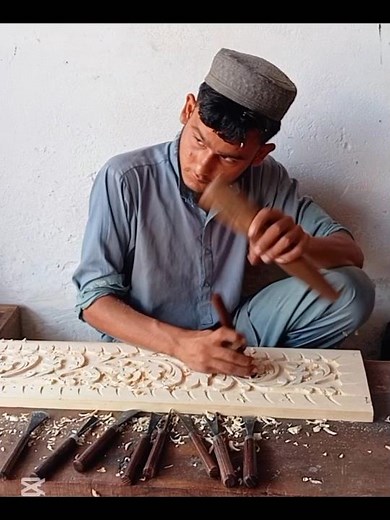 Beginner Floral Carving: My Easy Hand-Tool Method