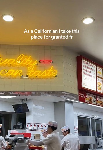In-N-Out Burger: A Californian's Foodie Paradise