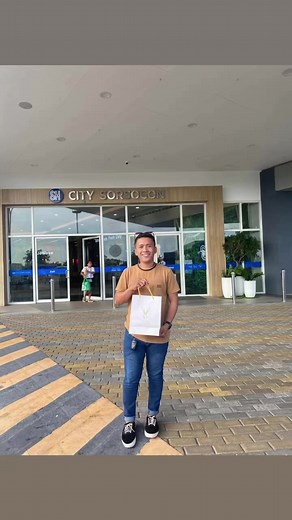 Elixir Placenta Stem Cell By Jesserick Silva ay nasa Bicol na! 😱 Maraming salamat po maam sa pagtiwala at pag avail ng 1 box of elixir placenta 🦌🥰 Salamat din po sa tiwala para sa akin mag avail. ☺️ Tinanong ko si maam kung bakit sa akin sya nag order sa dinami-dami ng sellers, and as of her nakikita nya daw palagi yung mga activities ko and nakita nya na legit daw talaga yung page ko💯 Again, THANK YOUUU SO MUCH MAAM 🫶 Sana po ay mas marami pa tayong matulungan 😇 Sa mga curious and interes