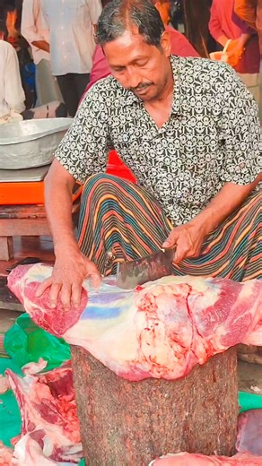 Stylish Lefty #fbreelsvideo #foodprocessor #cookingchannel #cookiesofinstagram #KitchenHack #kitchenlife #foodlover #meatlover #reels #beef | Social Outlet