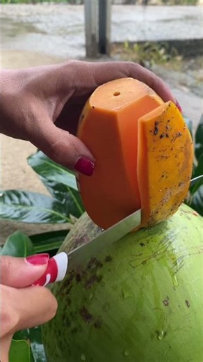 Peeling Papaya Fruit #papaya