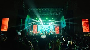 22K views · 444 reactions | KALA MARKA en vivo. ritmo: Taquirari Autor y Compositor: Hugo Gutierrez Arreglos y Programación: Rodolfo Choque Con la colaboración de la canta autora GUISELA SANTA CRUZ Concierto 7 de diciembre 2024 Arena Makro Parque - Ciudad de SANTA CRUZ KMK producciones 2024 Vayan a verlo en YouTube  https://drive.google.com/file/d/1JLgc9OpNcYGUKGyRMmxOIZmpuFA9WFRK/view?usp=share_link | Kala Marka Bolivia | Facebook