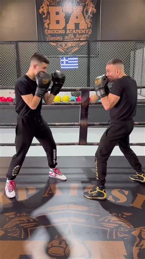 Counter pull and counter 🥊 #papaiosif #boxing #family #boxingtraining #boxingforall #fyp #foryou