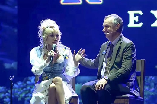 Dolly Parton explains health struggle in first major public appearance in months: 'Needed to build myself back up'